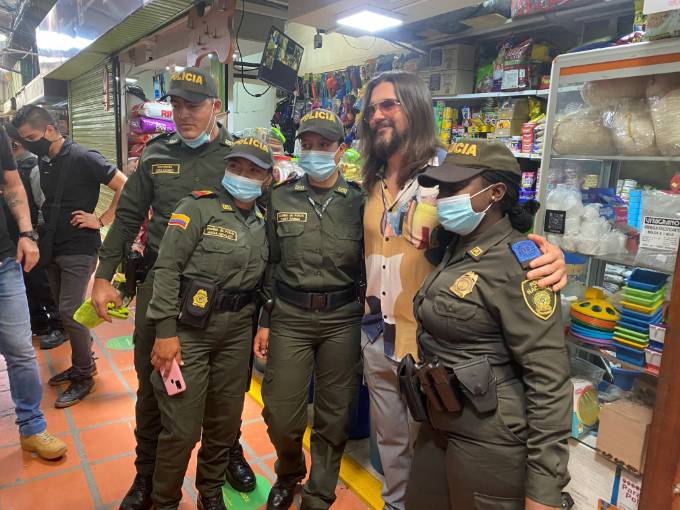 Discovery con la chef Carmen y Juanes en La Plaza MInorista.