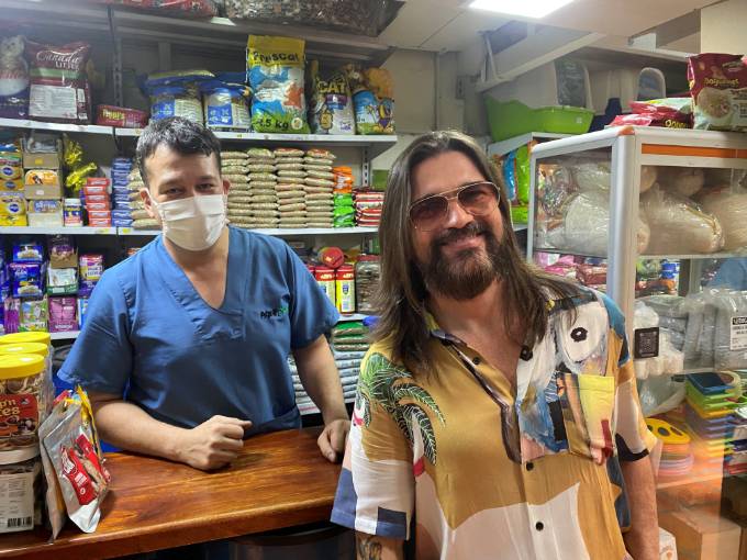 Discovery con la chef Carmen y Juanes en La Plaza MInorista.