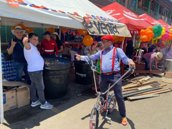 Aniversario 38  de Nuestra Plaza Minorista -José María Villa