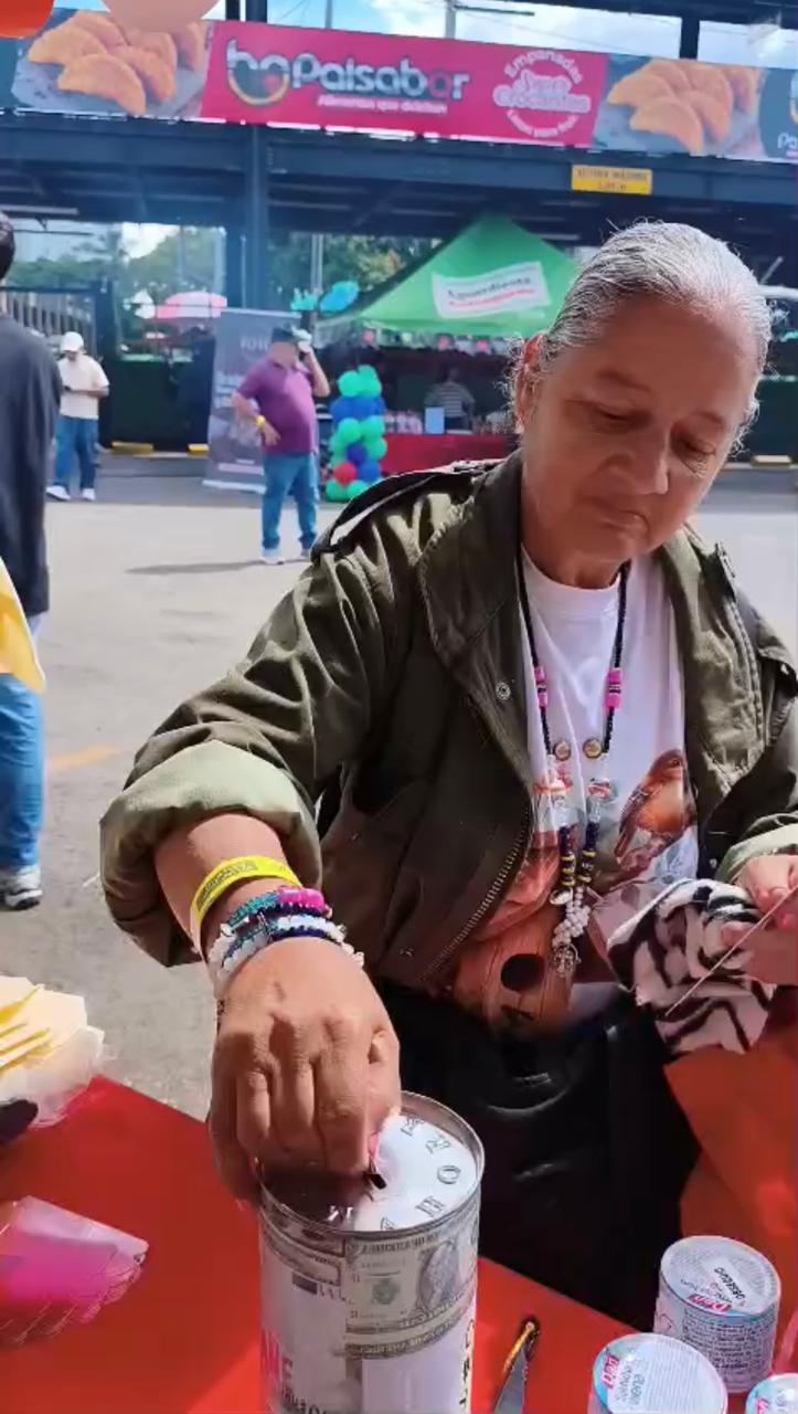 Juntos por La Vida